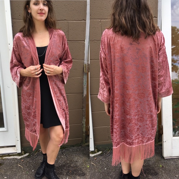 Amazon - NWOT Other - Gypsy Velvet Mauve Pink Burnout Kimono with Fringe